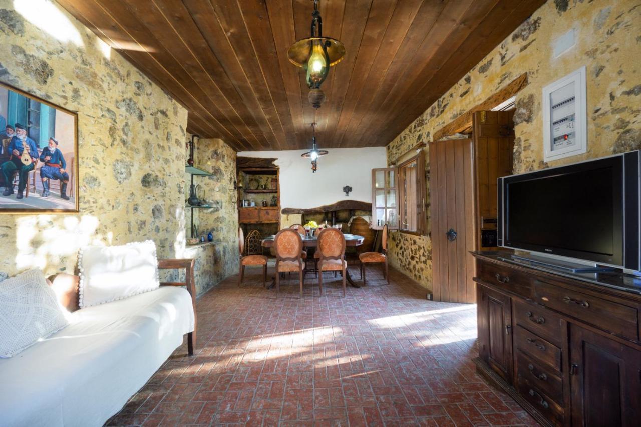 Villa Talos ปาไลโอโกรา ภายนอก รูปภาพ